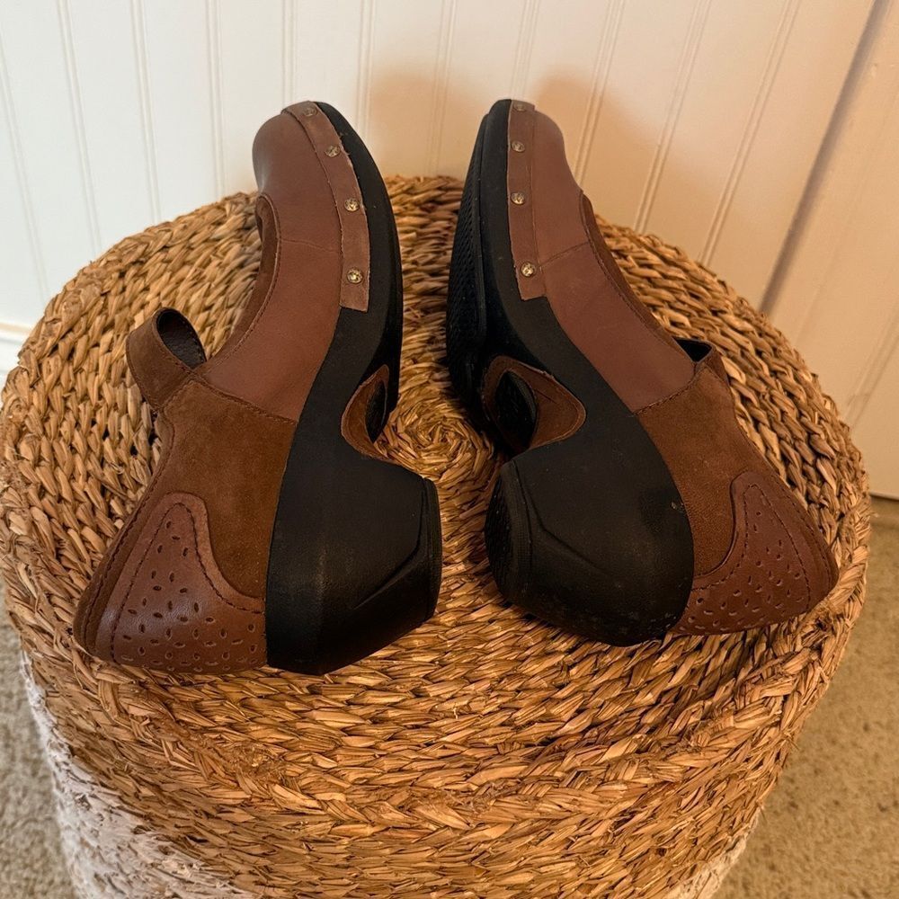 Merrell Brown Leather Mules with Buckle Strap - 7 - Picture 4 of 9